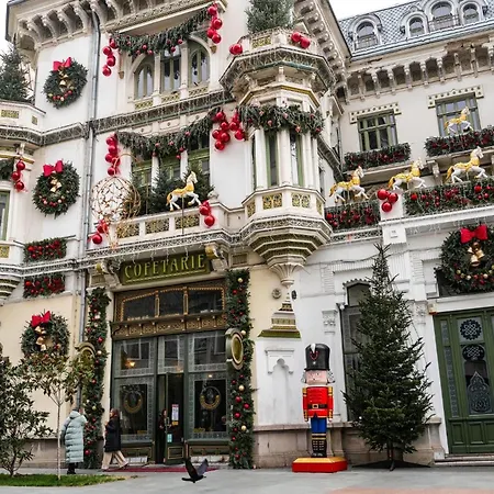 Charming Near Center Apartment