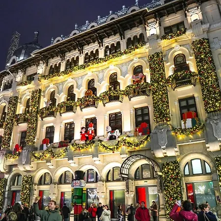 Apartment Charming Near Center Craiova