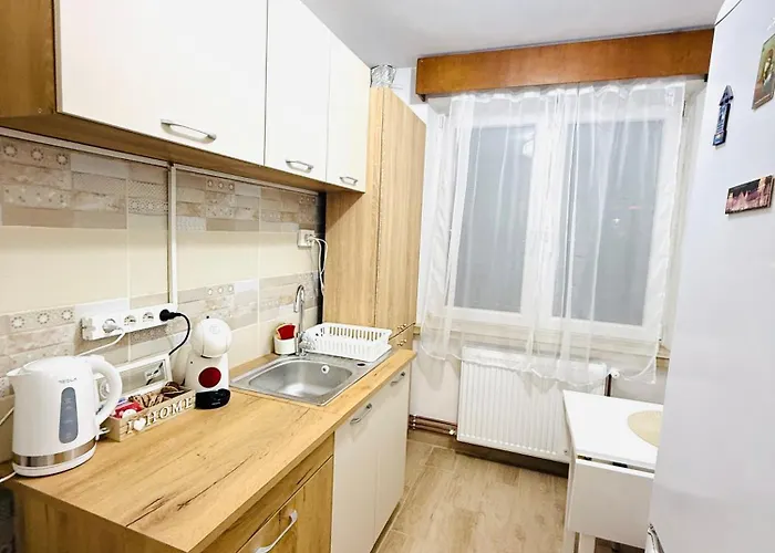 Charming Near Center Craiova